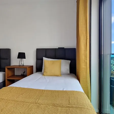 Lux By Lovelystay Apartment