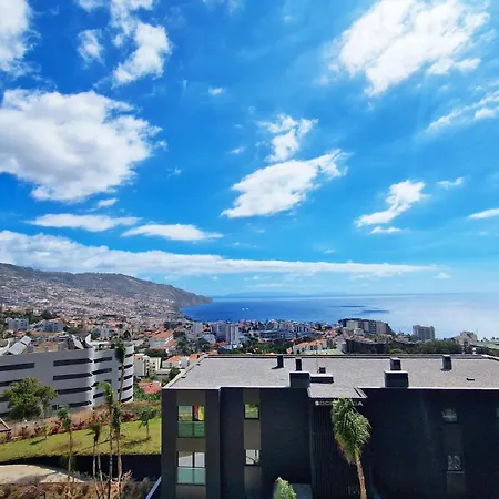 Apartment Lux By Lovelystay *