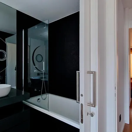 Apartment Lux By Lovelystay *