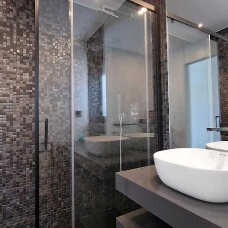 Apartment Lux By Lovelystay Funchal (Madeira)