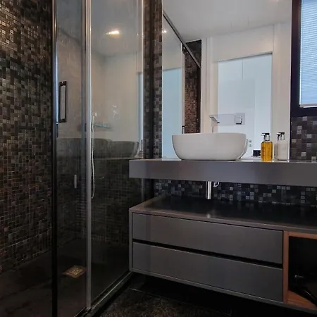Apartment Lux By Lovelystay Funchal (Madeira)